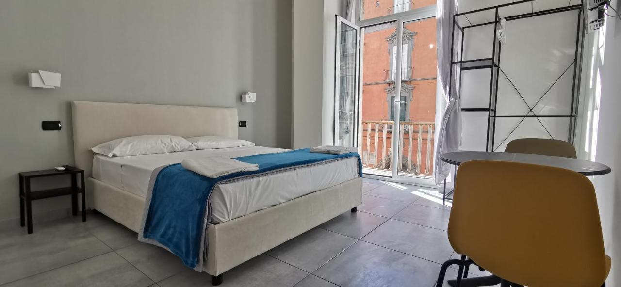 Hi Relais Rooms Neapel Exterior foto