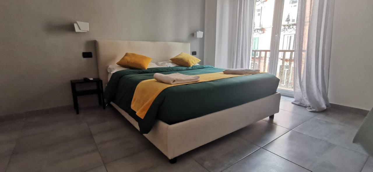 Hi Relais Rooms Neapel Exterior foto