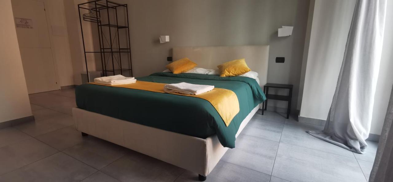 Hi Relais Rooms Neapel Exterior foto
